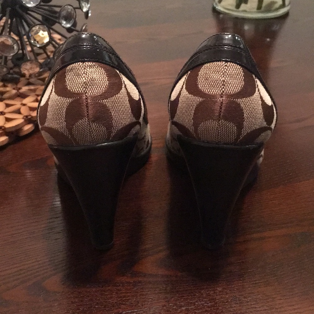 Coach Wedge Kerryann Shoe 5.5 Khaki and Chocolate - Picture 2 of 6